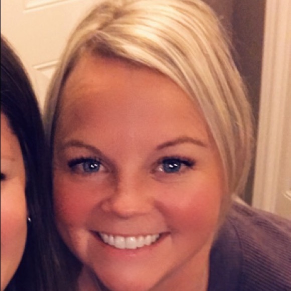 Meet your Posher, Shanna - Picture 1 of 1